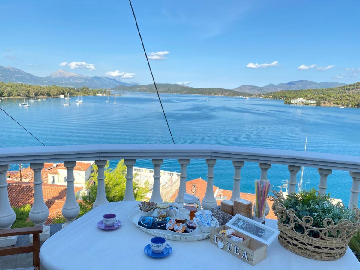 Kasteli Suite Poros Town ภายนอก รูปภาพ